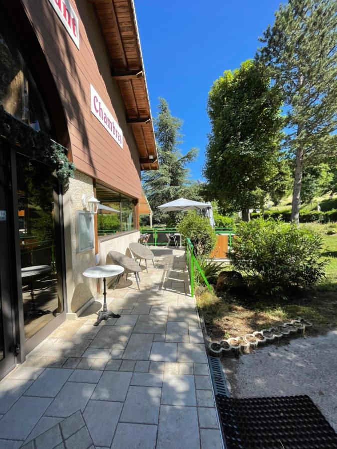Logis Le Chalet Saint-Maurice-en-Trièves Екстериор снимка