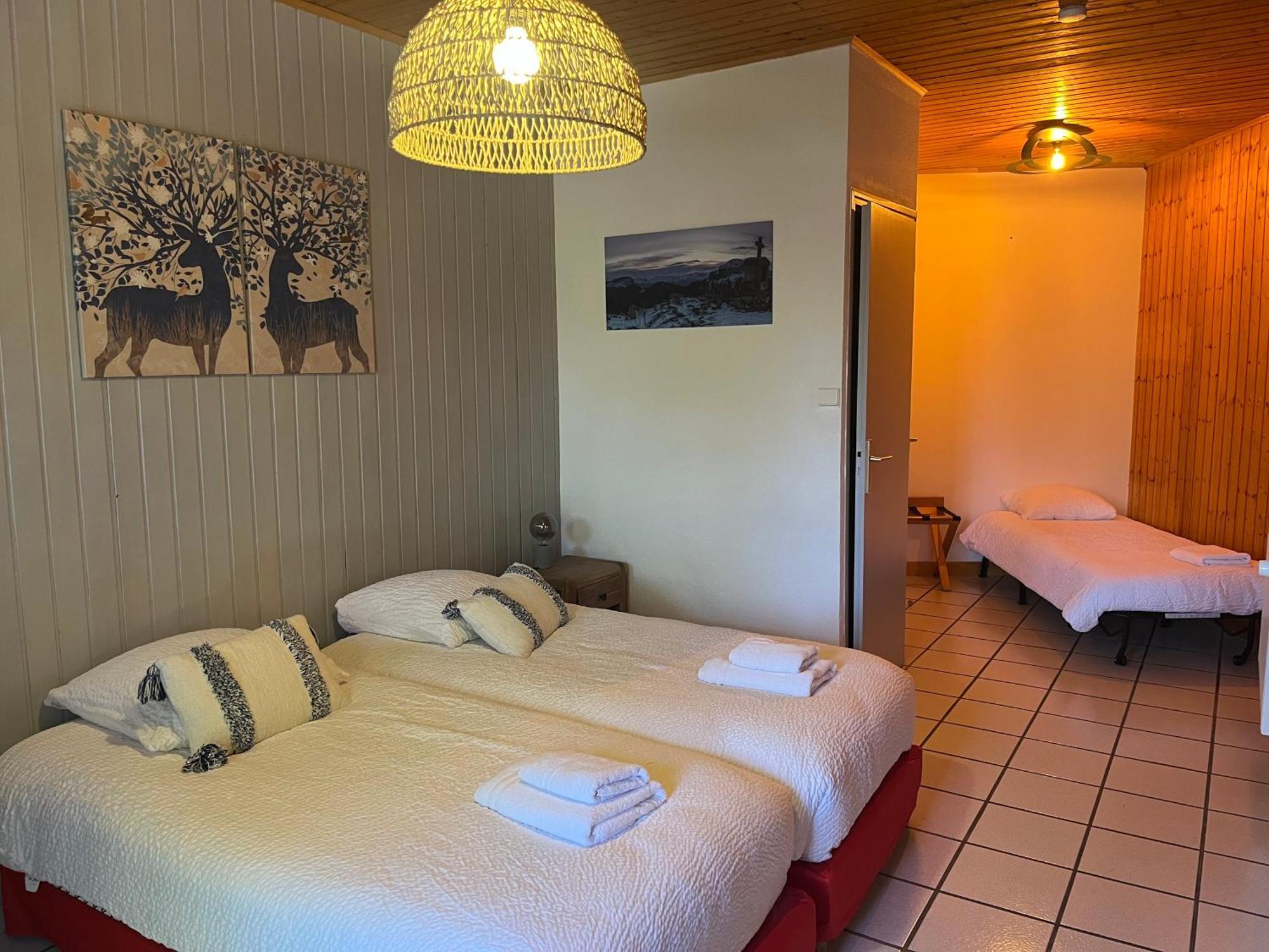 Logis Le Chalet Saint-Maurice-en-Trièves Екстериор снимка