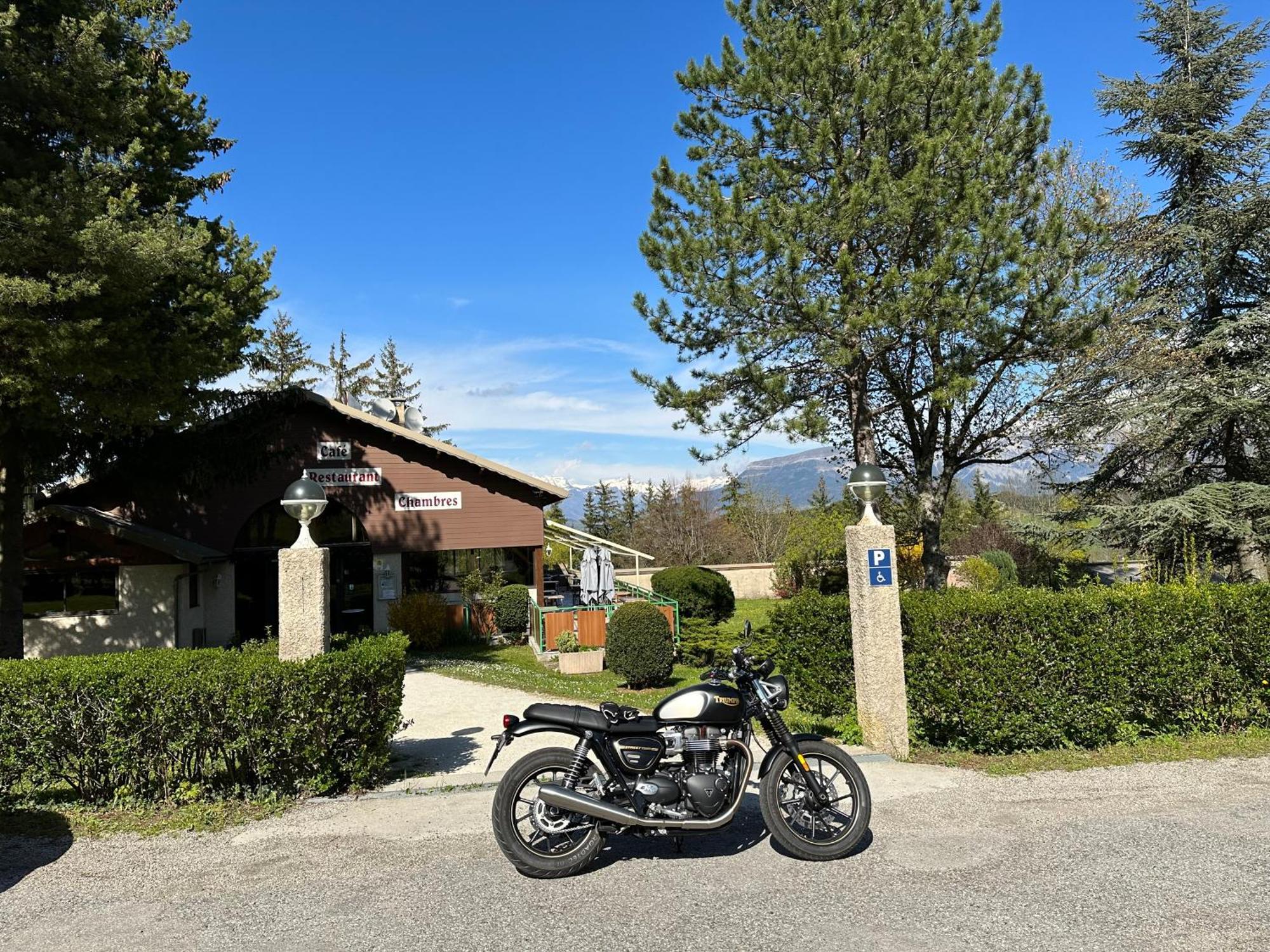 Logis Le Chalet Saint-Maurice-en-Trièves Екстериор снимка