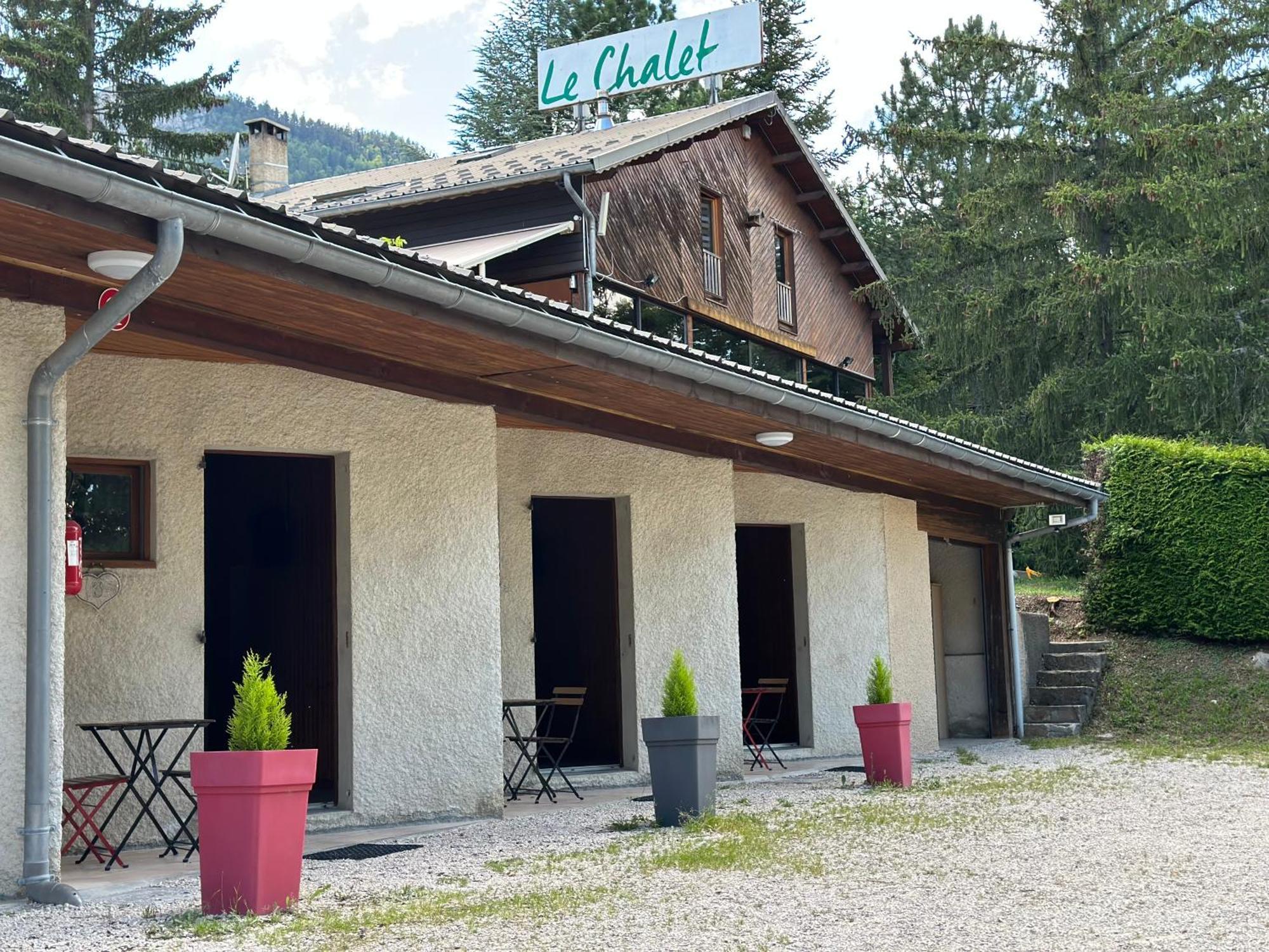 Logis Le Chalet Saint-Maurice-en-Trièves Екстериор снимка
