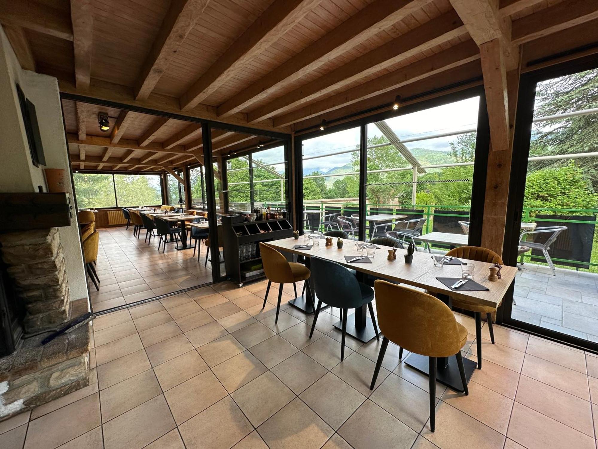 Logis Le Chalet Saint-Maurice-en-Trièves Екстериор снимка
