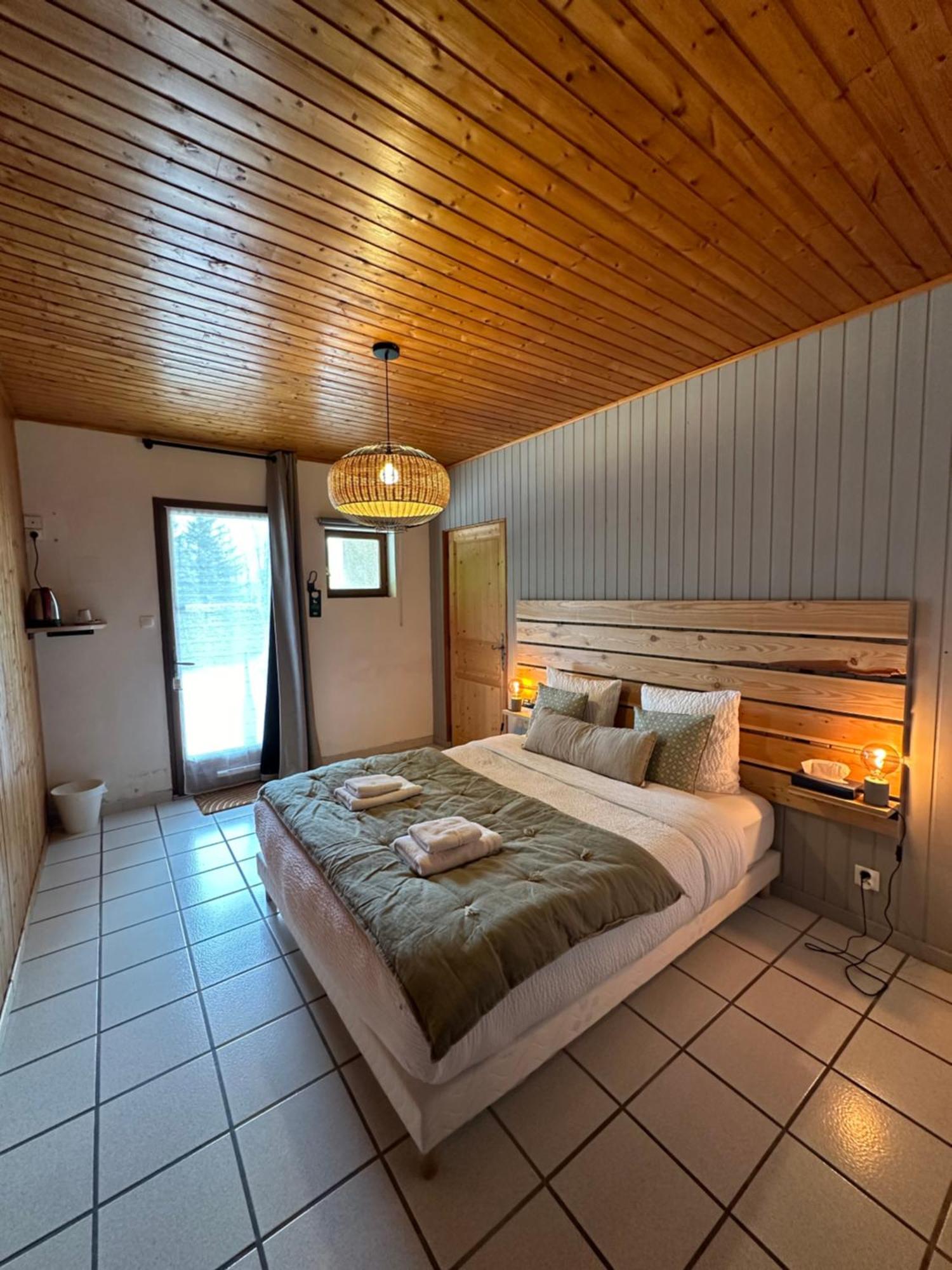 Logis Le Chalet Saint-Maurice-en-Trièves Екстериор снимка