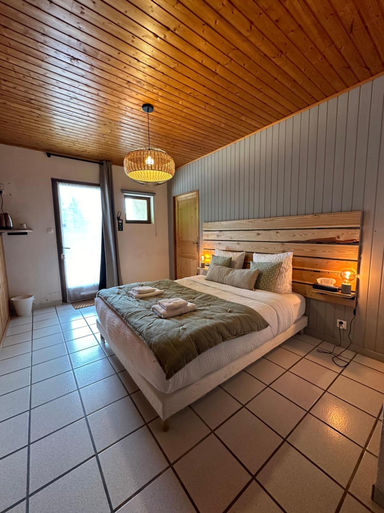 Logis Le Chalet Saint-Maurice-en-Trièves Екстериор снимка